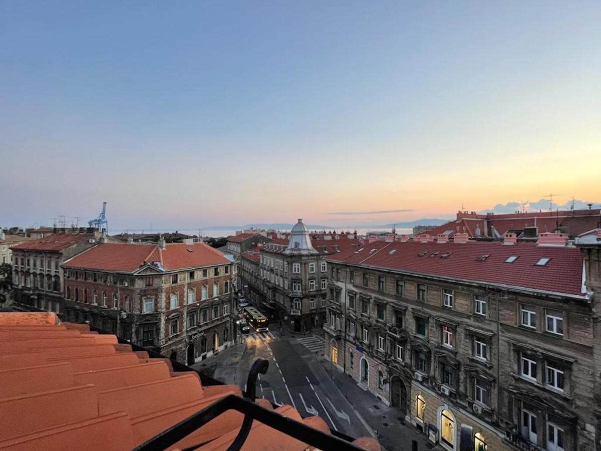 Apartment In Town Centre Rijeka